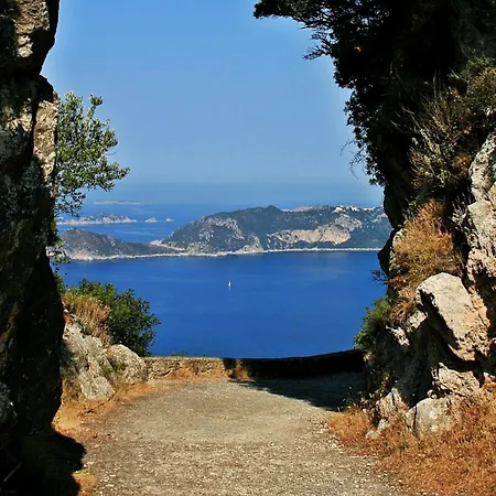 Marianna House 3*