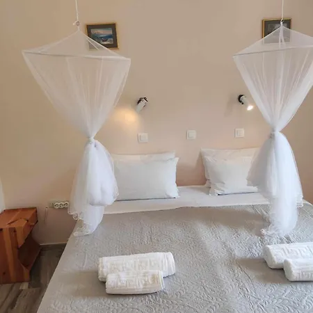 ゲストハウス Marianna House アギオス・ゲオルギオス・パゴン