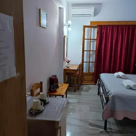 Marianna House 3* אגיוס גיורגיוס פגון