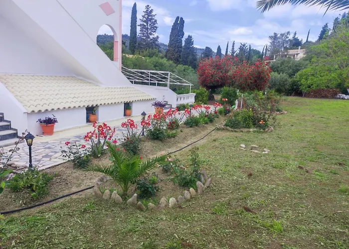 Marianna House 3*
