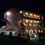 Marianna House Maison d'hôtes