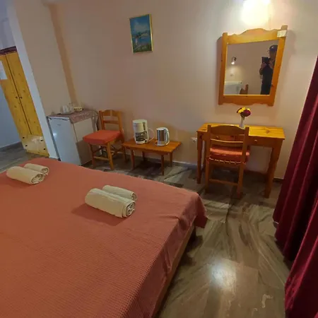 Marianna House Pensionat Agios Georgios Pagon