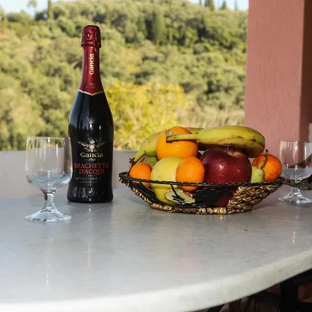 Marianna House Pensionat 3*